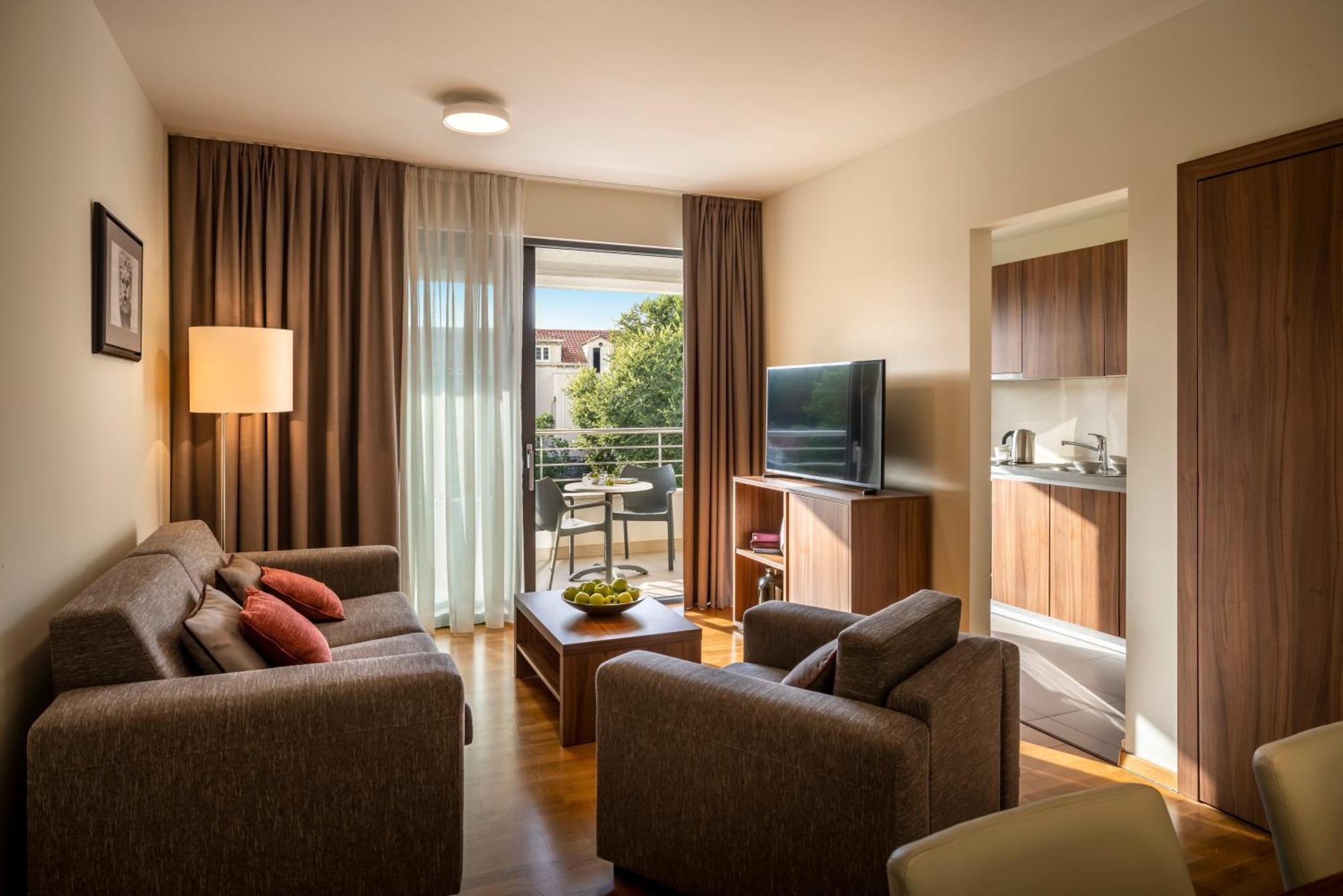 Maistra Select Srebreno Premium Apartments Ruang foto