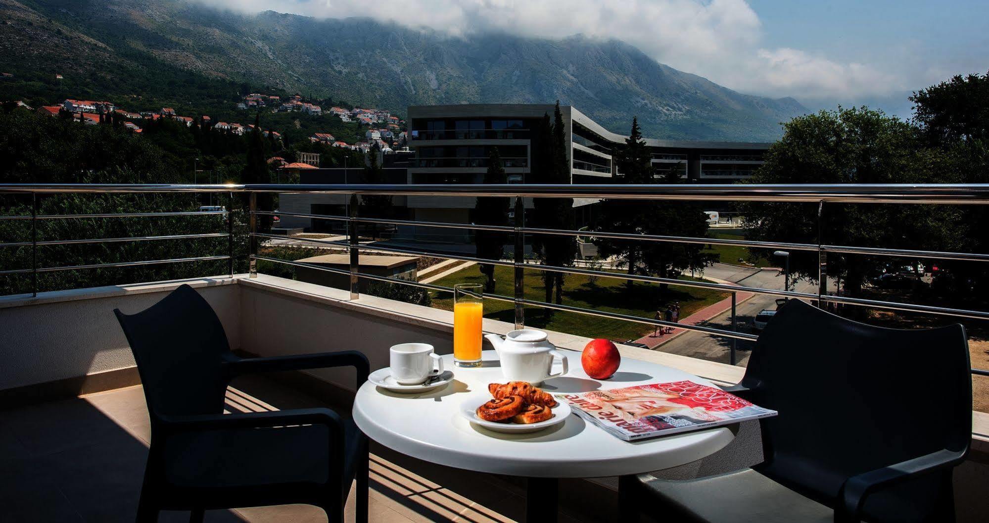 Maistra Select Srebreno Premium Apartments Bagian luar foto